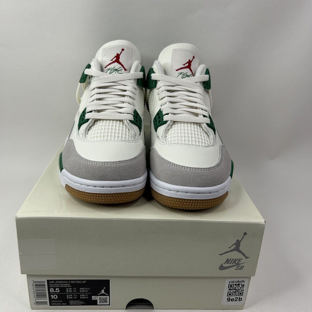Nike Shoes Air Jordan 4 Retro SP x Nike SB “Pine Green” 2024 - Picture 2 of 5